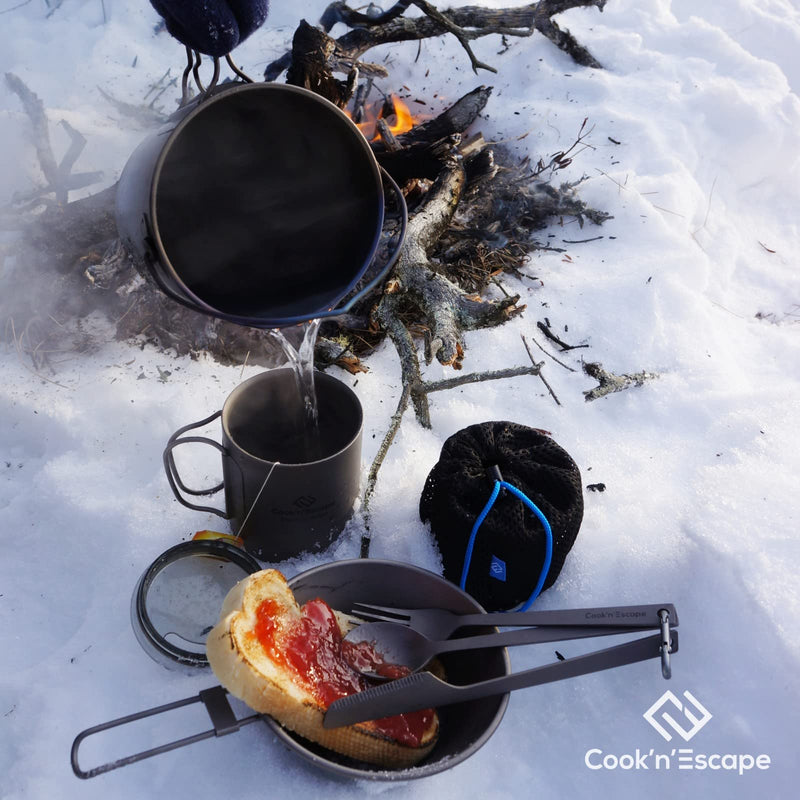 Laden Sie das Bild in Galerie -Viewer, Cook'n'Escape 3-Piece multi-function Titanium durable Cutlery Set