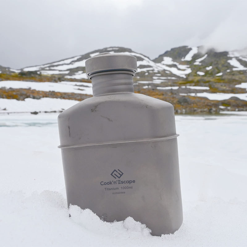 Load image into Gallery viewer, Cook'n'Escape Titanium Canteen, 3.3 gal (1 L)