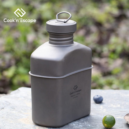 Cook'n'Escape L129XW76XH191mm Titanium Camping Water Bottle