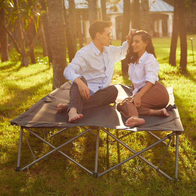 Laden Sie das Bild in Galerie -Viewer, KingCamp Deluxe Double Folding Camping Cot