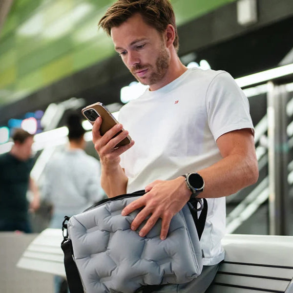 Load image into Gallery viewer, ATEPA Cloud AirBag 4-in-1 Inflatable Messenger Bag