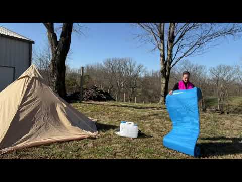 Load and play video in Gallery viewer, KingCamp Double Self-inflatable Pad