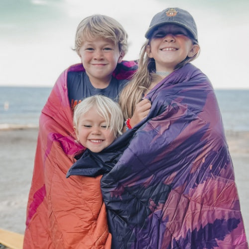 Outdoor Blankets & Mats