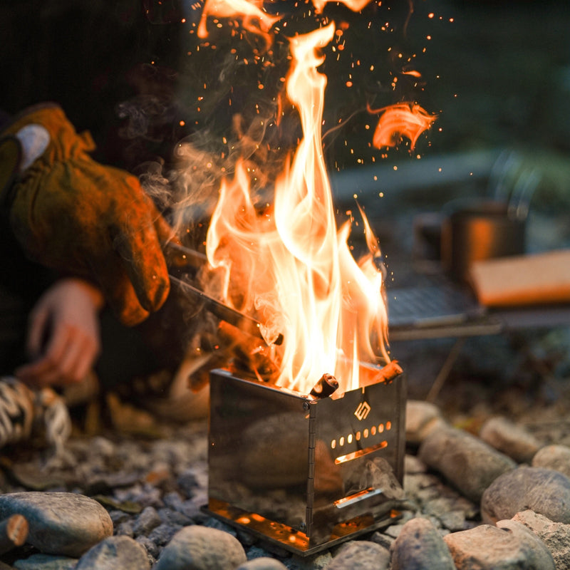 Load image into Gallery viewer, Cook&#39;n&#39;Escape Ultralight Wood Stove – Portable Titanium Grill &amp; Secondary Burn Camp Stove
