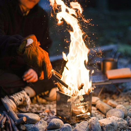 Kochgeschirr und Essgeschirr