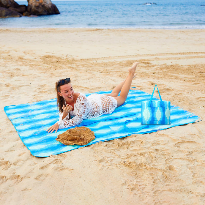 WEJOY Waterproof Picnic Blanket – Sandproof Beach Mat for 4 Adults