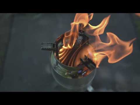 Laden und spielen Sie Video in Galerie -Viewer, KingCamp FIREWOOD Folding Wood Stove
